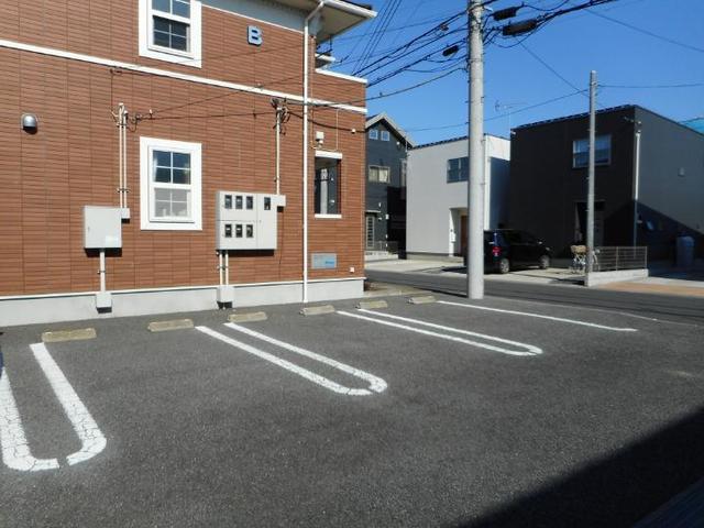 14/20 駐車場