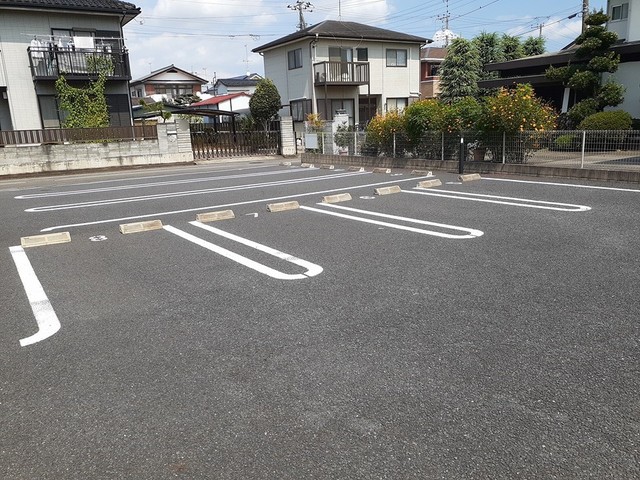 14/20 駐車場