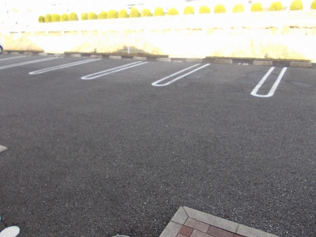 14/20 駐車場