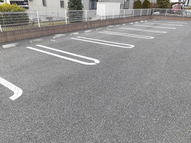 14/20 駐車場