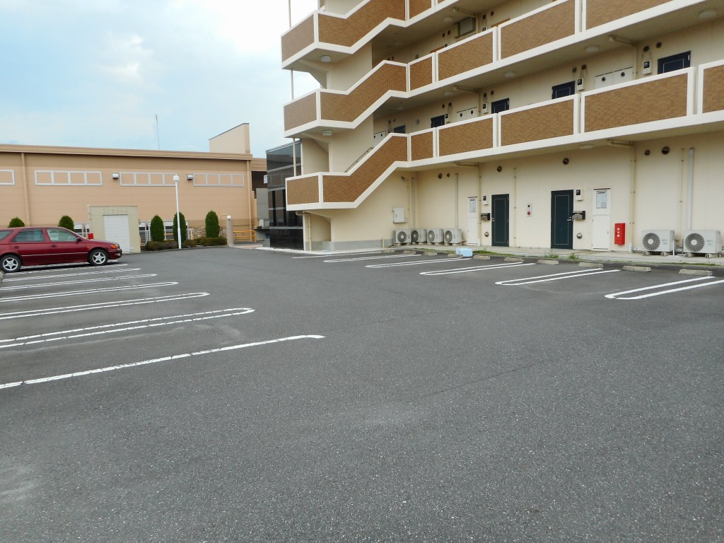 14/20 駐車場
