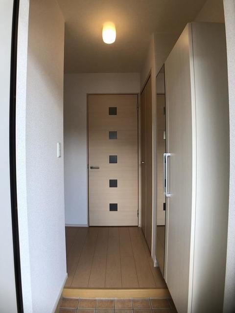 5/20 玄関