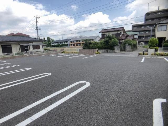 14/20 駐車場