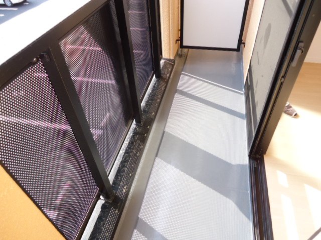 20/25 バルコニー