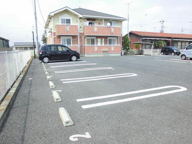 14/20 駐車場