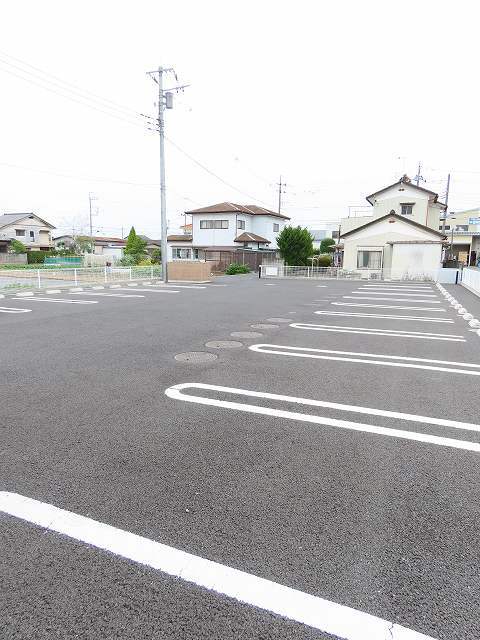14/20 駐車場