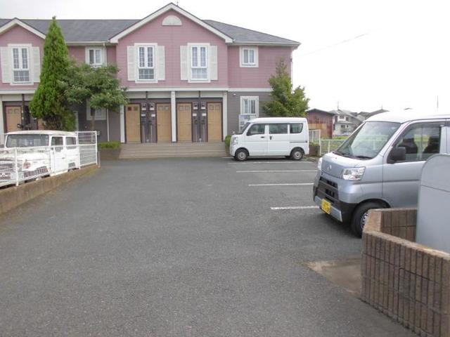 16/23 駐車場