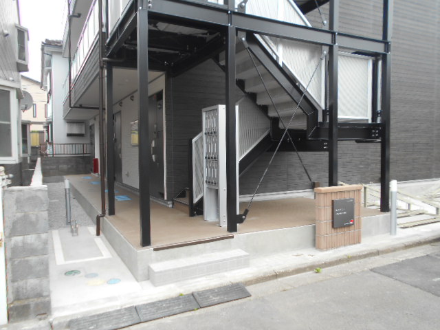 21/24 エントランス