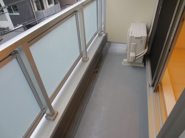 16/28 バルコニー