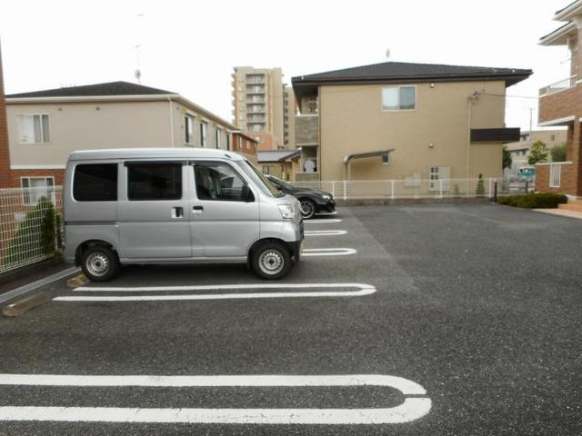 14/20 駐車場