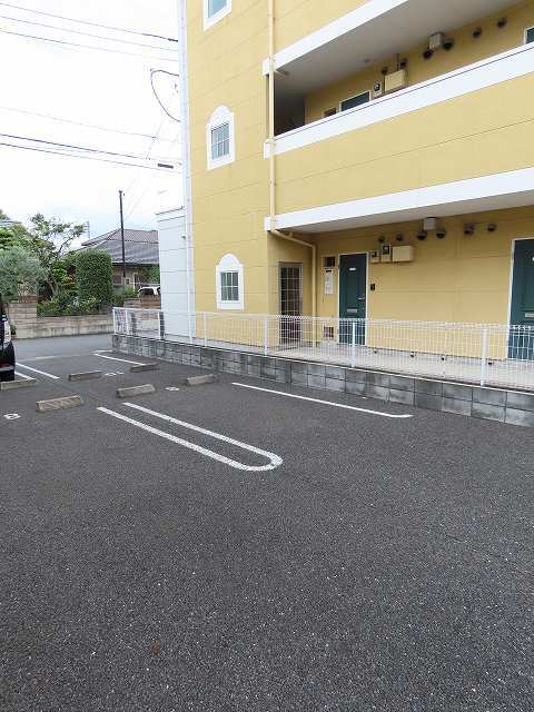 14/20 駐車場