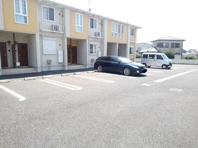 14/20 駐車場