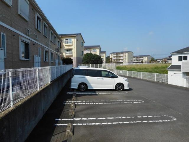 14/20 駐車場
