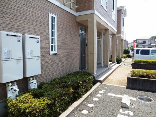 13/20 エントランス