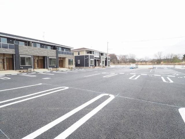 14/20 駐車場