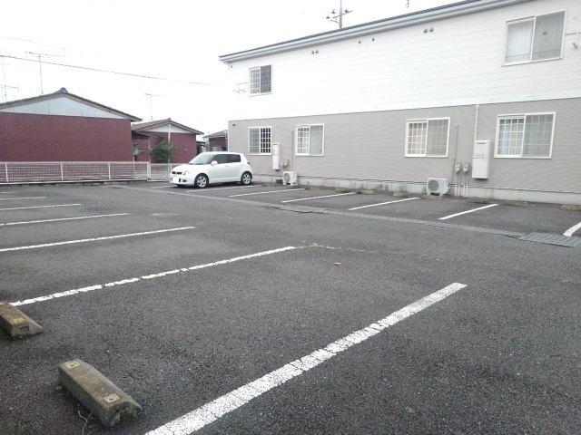 14/22 駐車場