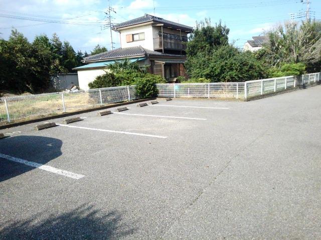 14/20 駐車場