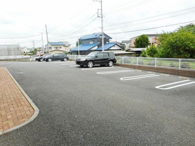 14/20 駐車場