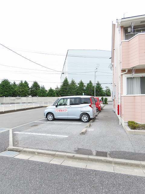 14/20 駐車場