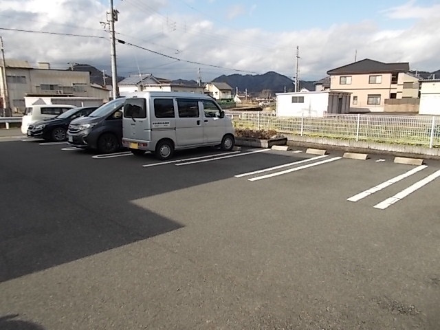 14/20 駐車場