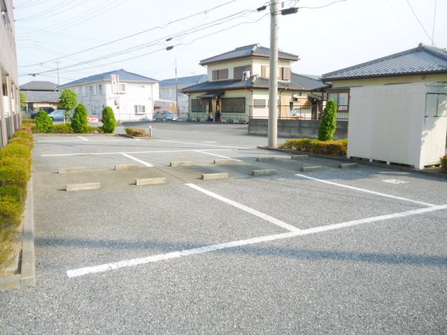 14/20 駐車場