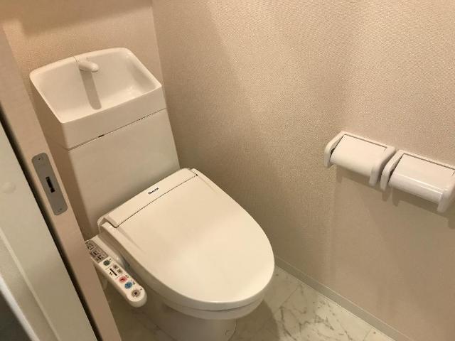 18/26 トイレ