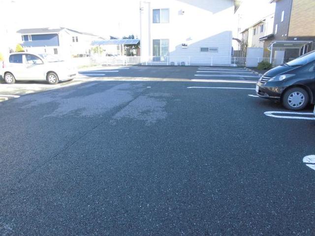 14/20 駐車場