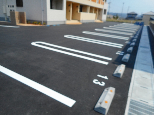 14/19 駐車場