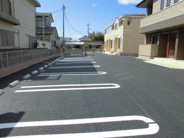 14/20 駐車場