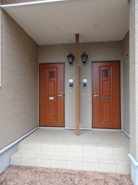 14/20 エントランス