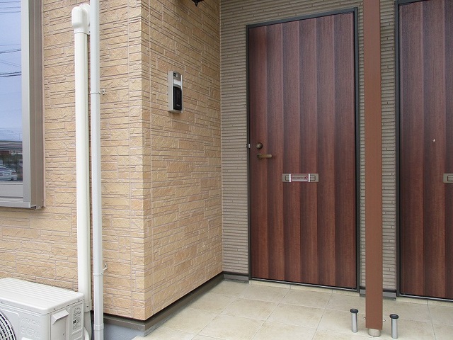 13/20 エントランス