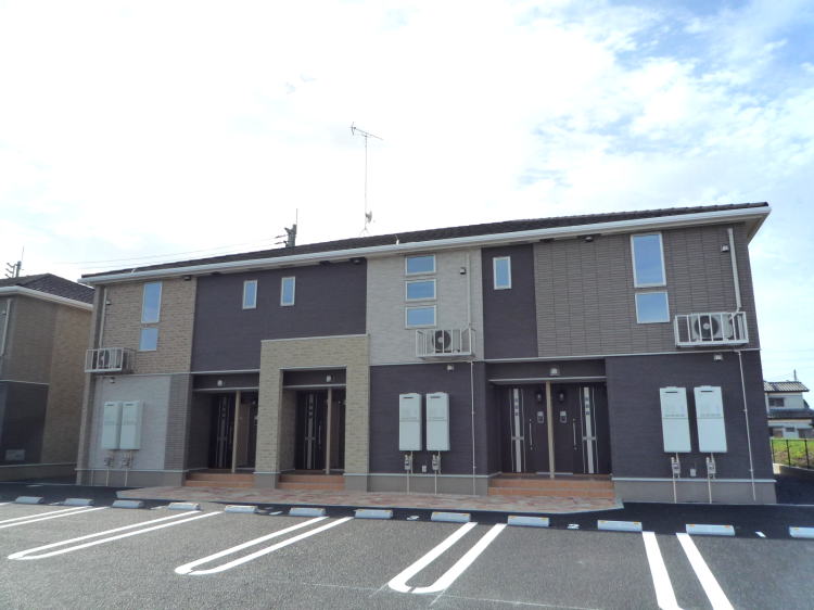 14/20 駐車場