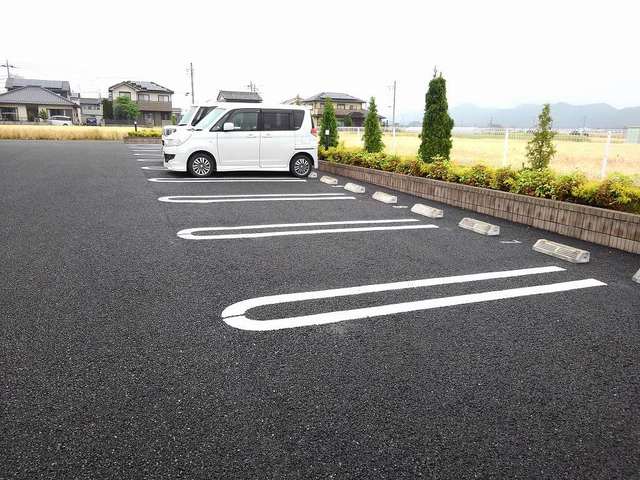 14/20 駐車場