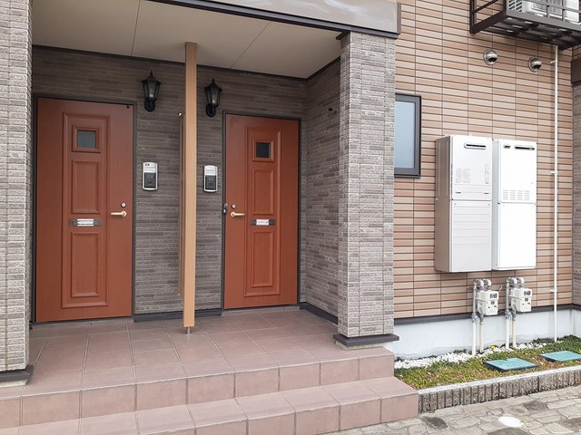 13/20 エントランス