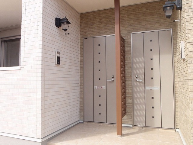 13/20 エントランス