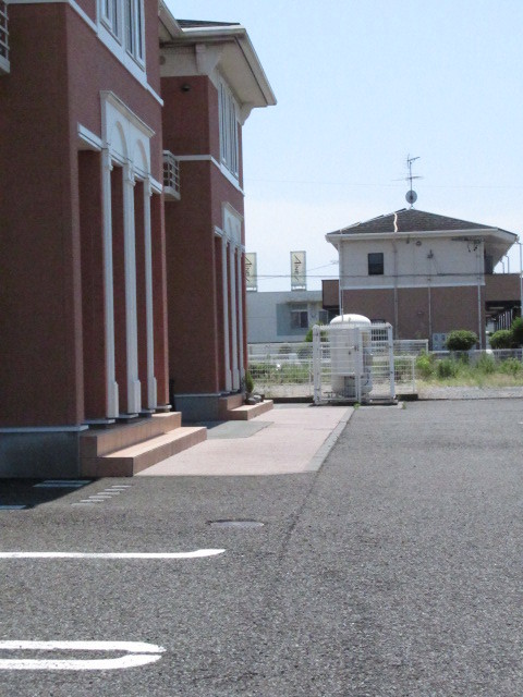 14/20 エントランス