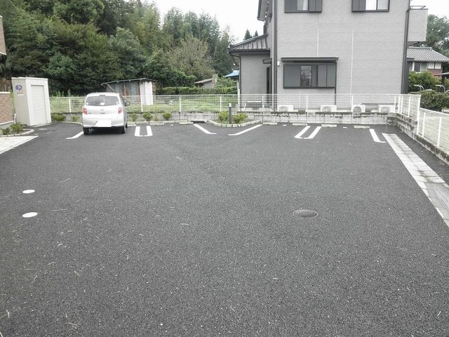 14/20 駐車場