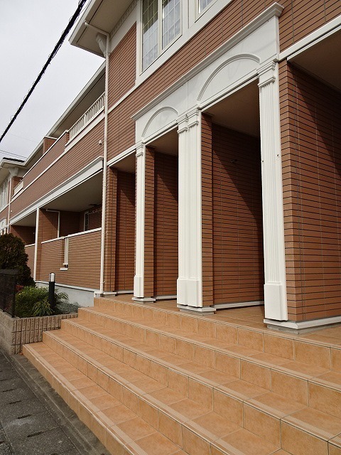 14/20 エントランス