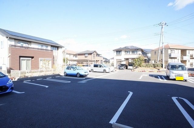 14/20 駐車場
