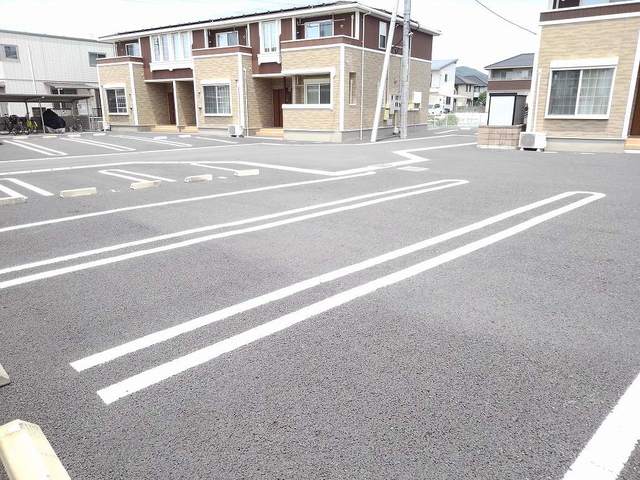 2/8 駐車場