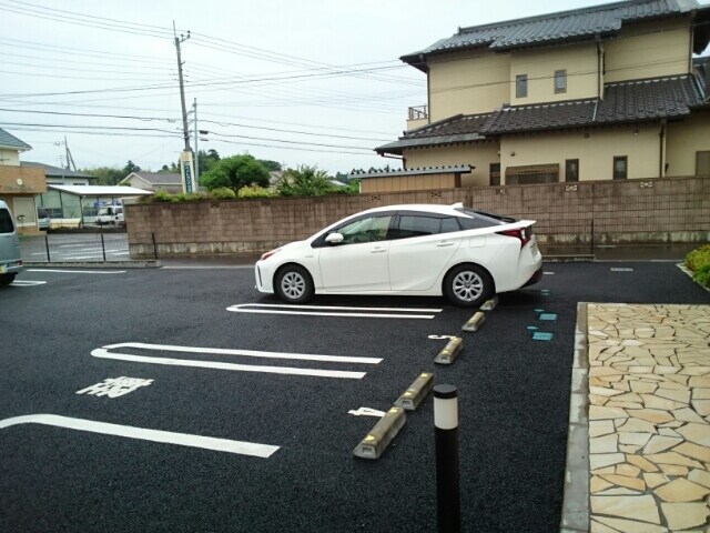 14/20 駐車場