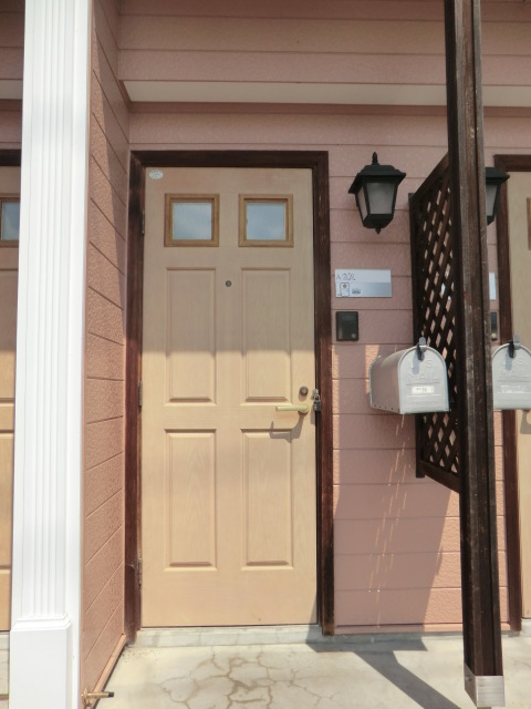 22/28 エントランス