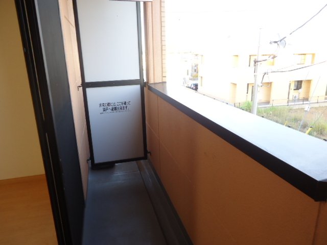 18/28 バルコニー