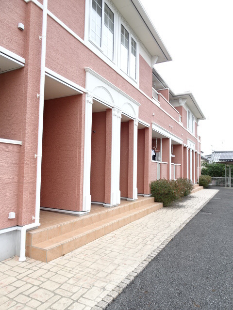 14/20 エントランス