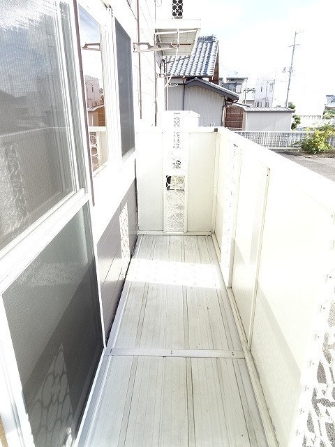 13/23 バルコニー