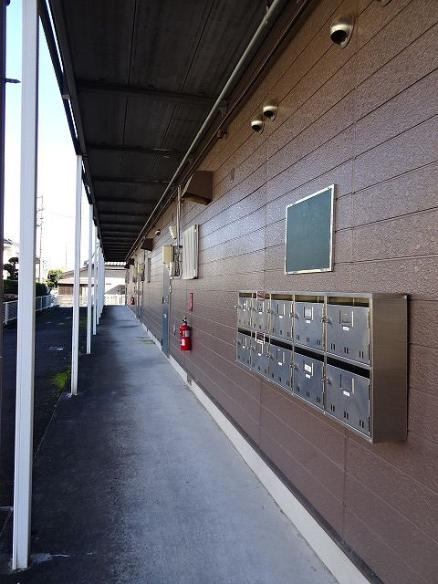 17/23 エントランス