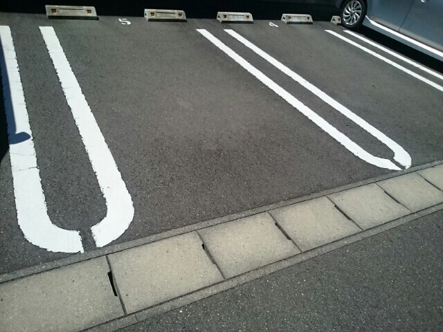 18/28 バルコニー