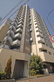 23/23 エントランス