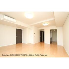 13/29 リビング/ダイニング