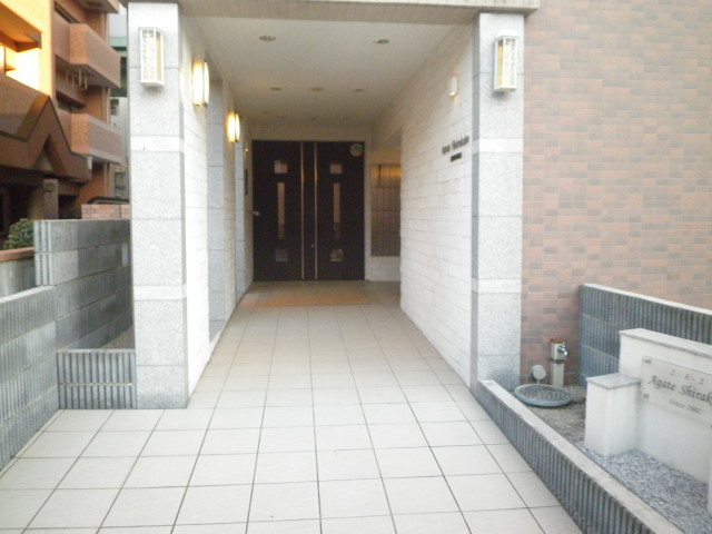 16/22 エントランス